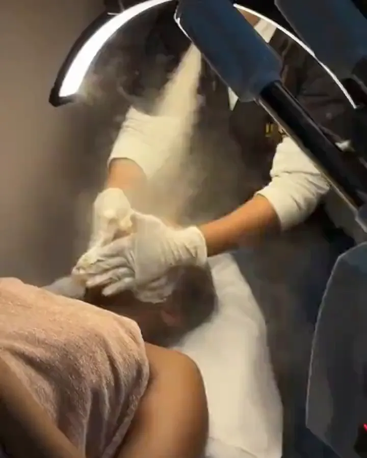 A client during an Oxygen Peel treatment at iNALA SkinLab